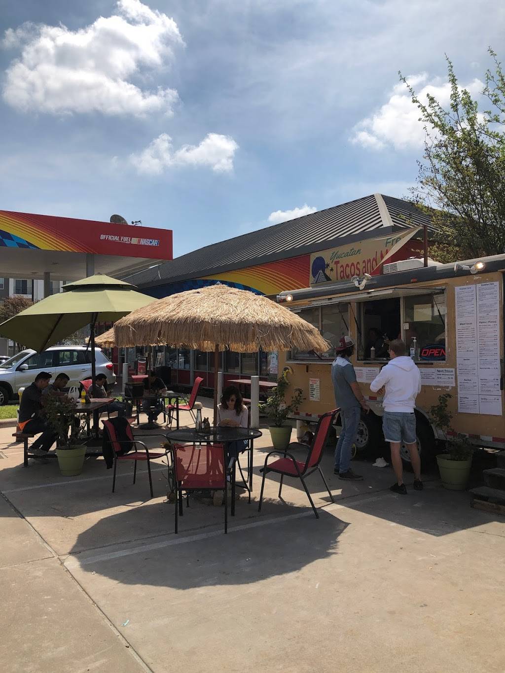 Yucatan Tacos Food Truck | restaurant | 2601 W Braker Ln, Austin, TX 78758, USA | 5128263709 OR +1 512-826-3709