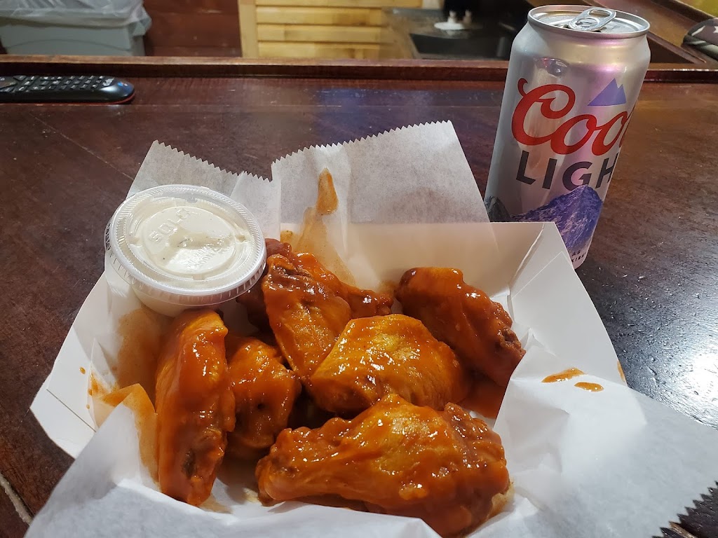 Fox Creek Bourbon Barrel | restaurant | 18506 N. Mississippi Road, Hamburg, IL 62045, USA | 6182321376 OR +1 618-232-1376