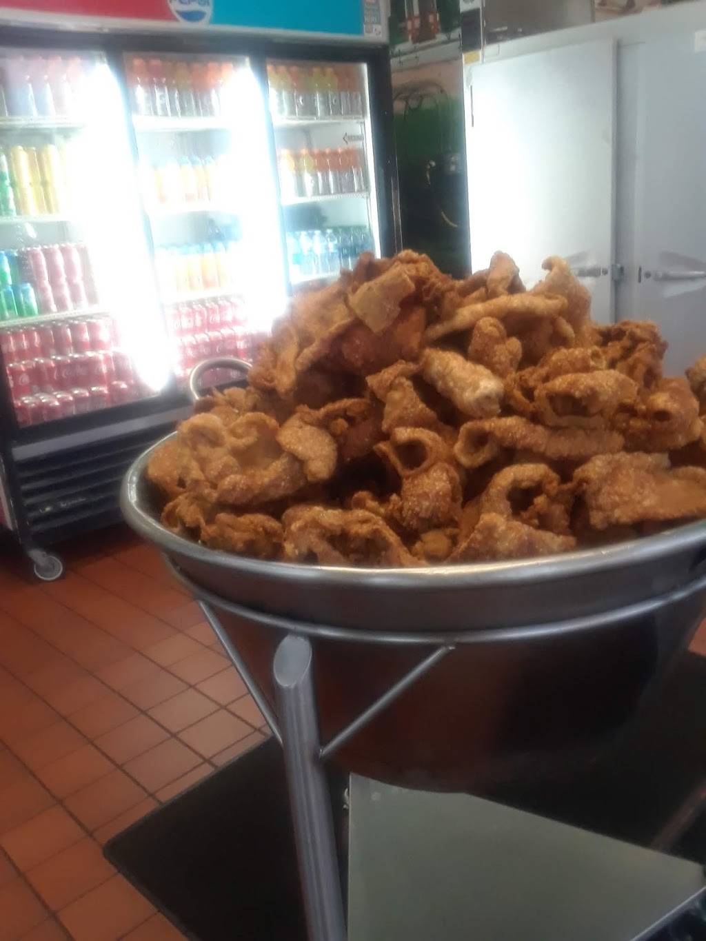 El Sabroso | restaurant | 501 N Brannick Ave, Los Angeles, CA 90063, USA | 3232649444 OR +1 323-264-9444