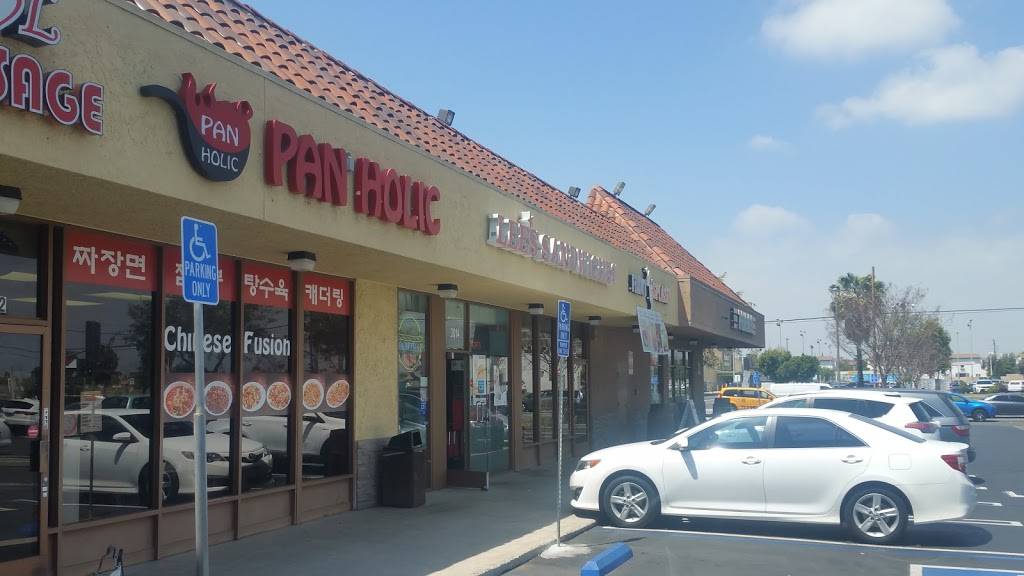 Wok & Pan Holic | restaurant | 3012 W Lincoln Ave, Anaheim, CA 92801, USA | 7148862784 OR +1 714-886-2784