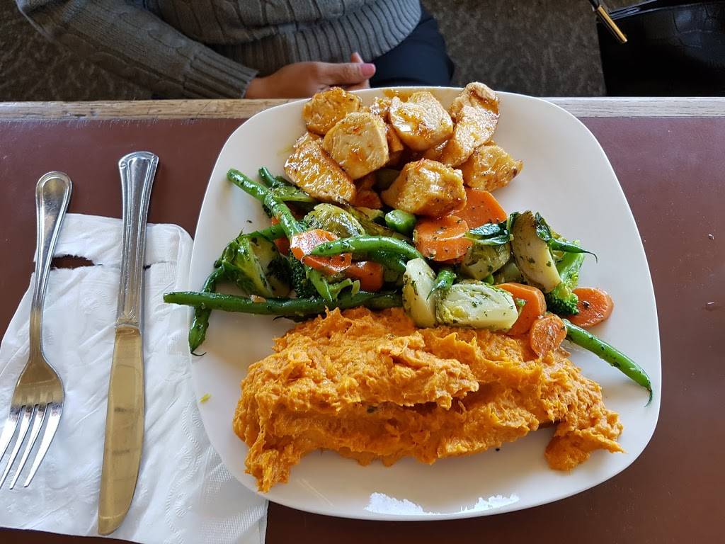 The Upper Room | restaurant | 130 W 11th St Suite B, Tracy, CA 95376, USA | 2092291542 OR +1 209-229-1542