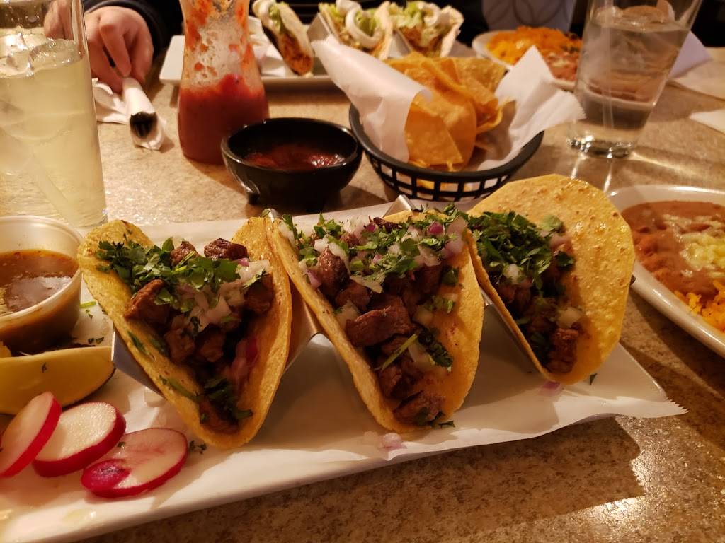 La Fiesta | restaurant | 15 Park Ave # 7, Clifton Park, NY 12065, USA | 5182802657 OR +1 518-280-2657