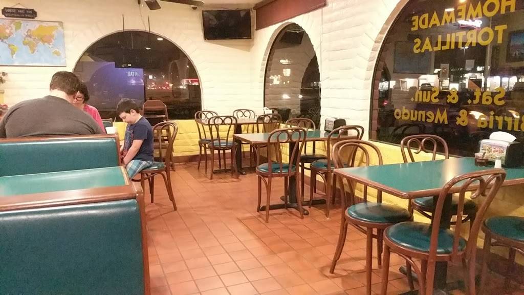 Los Arbolitos Mexican & Burgers | restaurant | 1708 S Mooney Blvd, Visalia, CA 93277, USA | 5597348226 OR +1 559-734-8226