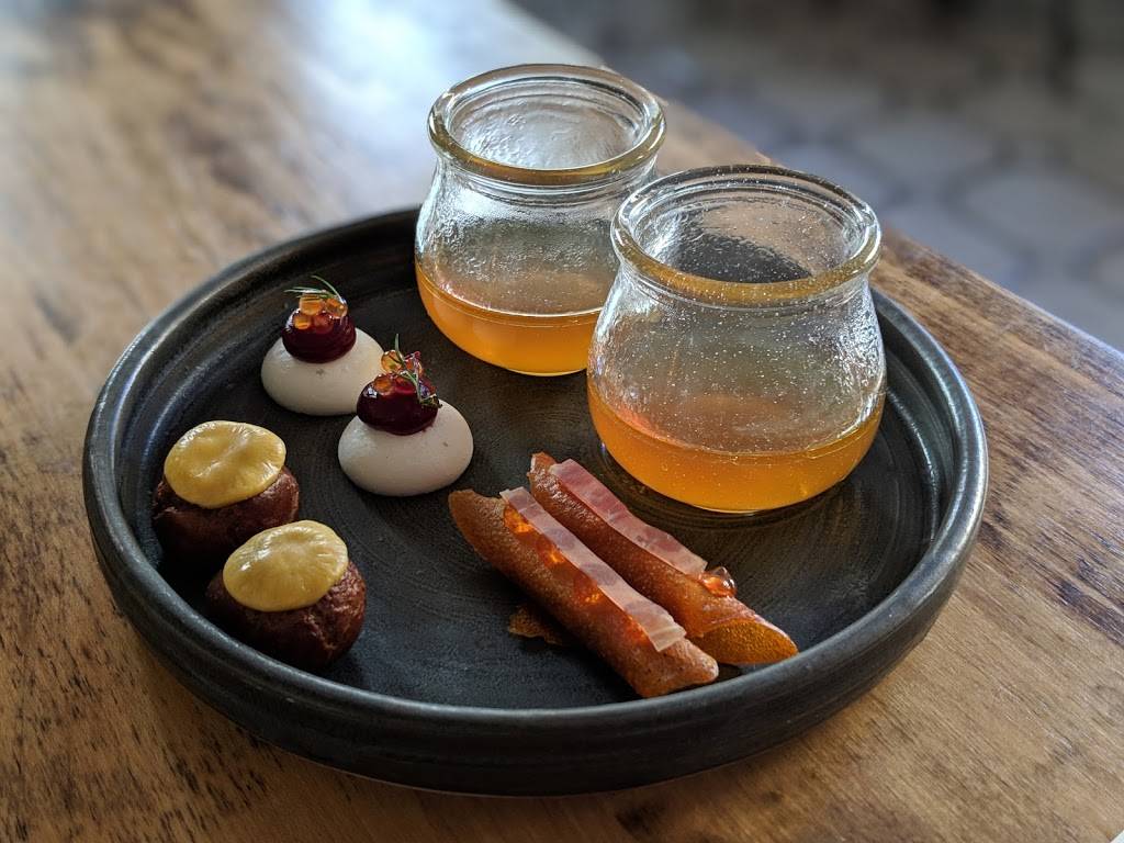 Ardent | restaurant | 1751 N Farwell Ave, Milwaukee, WI 53202, USA | 4148977022 OR +1 414-897-7022