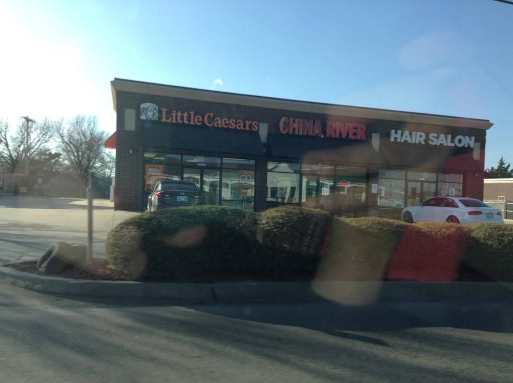 Little Caesars Pizza | meal takeaway | 10721 N May Ave, Oklahoma City, OK 73120, USA | 4057539646 OR +1 405-753-9646