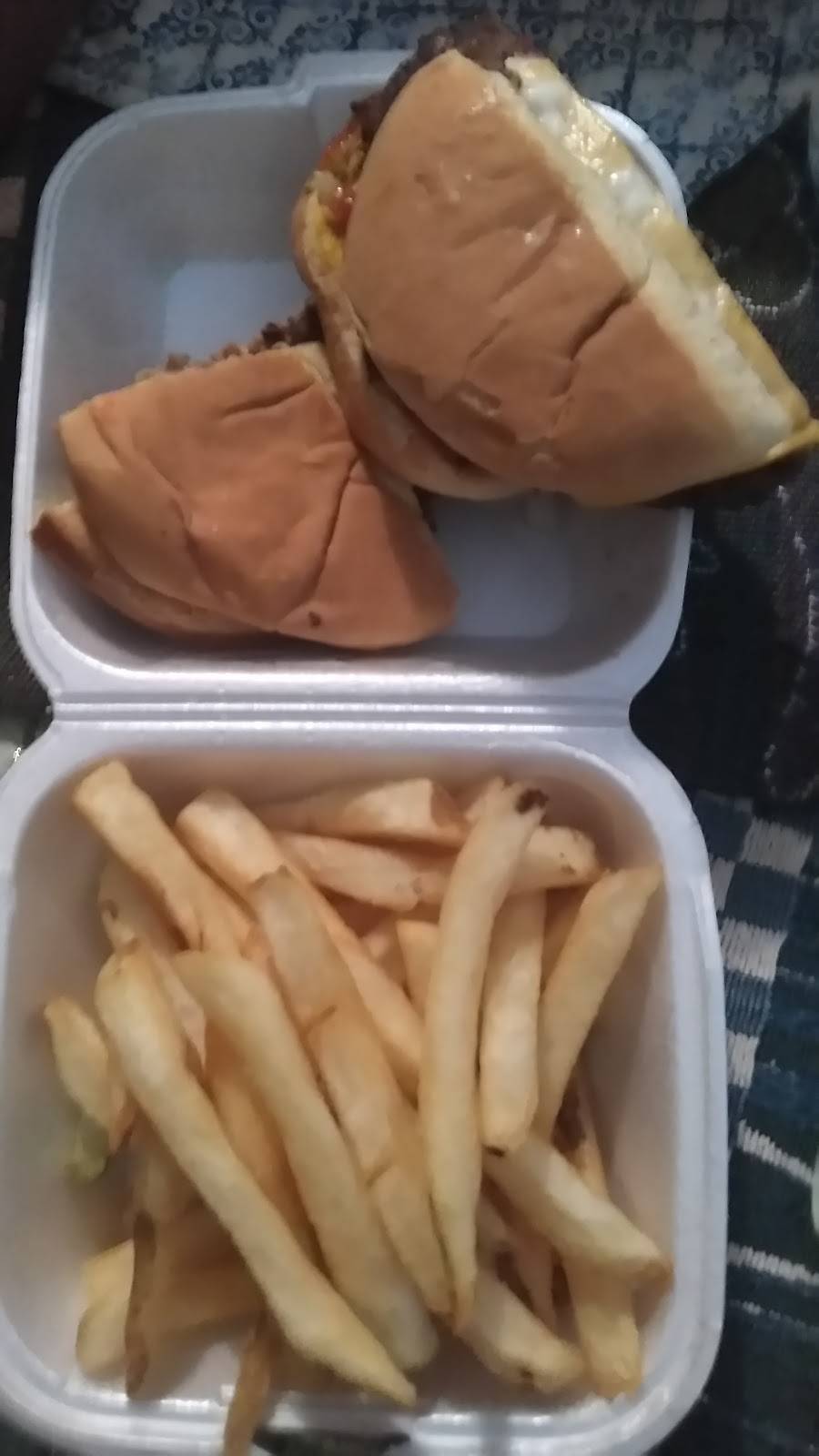 Adolphs Store | restaurant | 6795, 9389 PR 37, Lakehills, TX 78063, USA | 8307512240 OR +1 830-751-2240