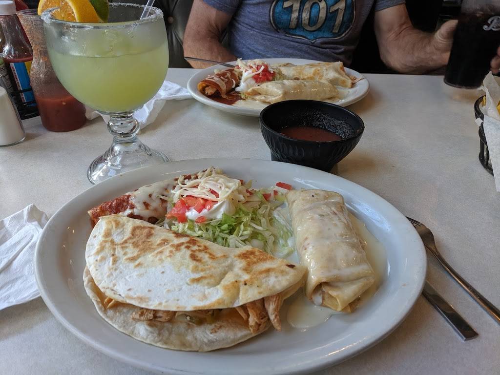 Pedros Grill & Cantina | restaurant | 915 Cloquet Ave, Cloquet, MN 55720, USA | 2188797171 OR +1 218-879-7171