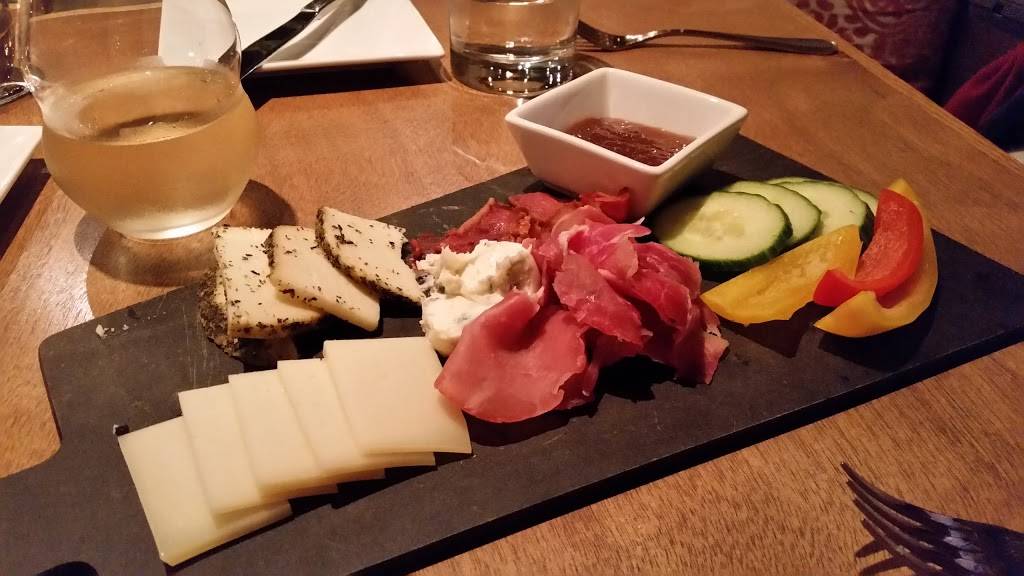 Novios - Fine Dining in Bangor Maine | restaurant | 130 Hammond St, Bangor, ME 04401, USA | 2079455600 OR +1 207-945-5600