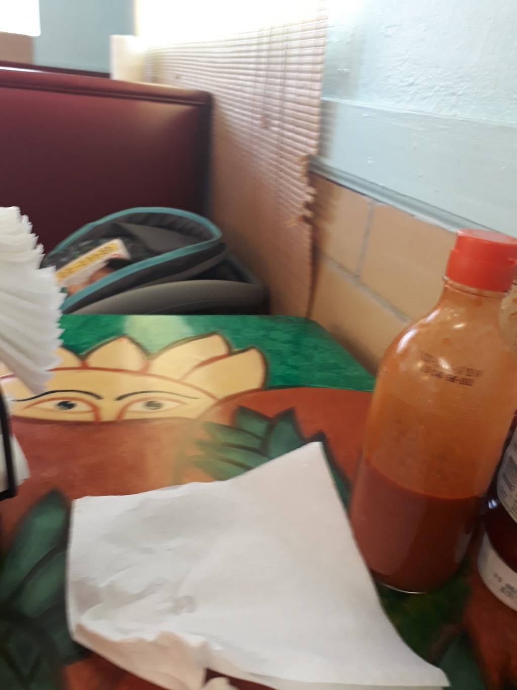 El Nayarita | restaurant | 1206 N 11th St, Fort Smith, AR 72901, USA | 4795222388 OR +1 479-522-2388