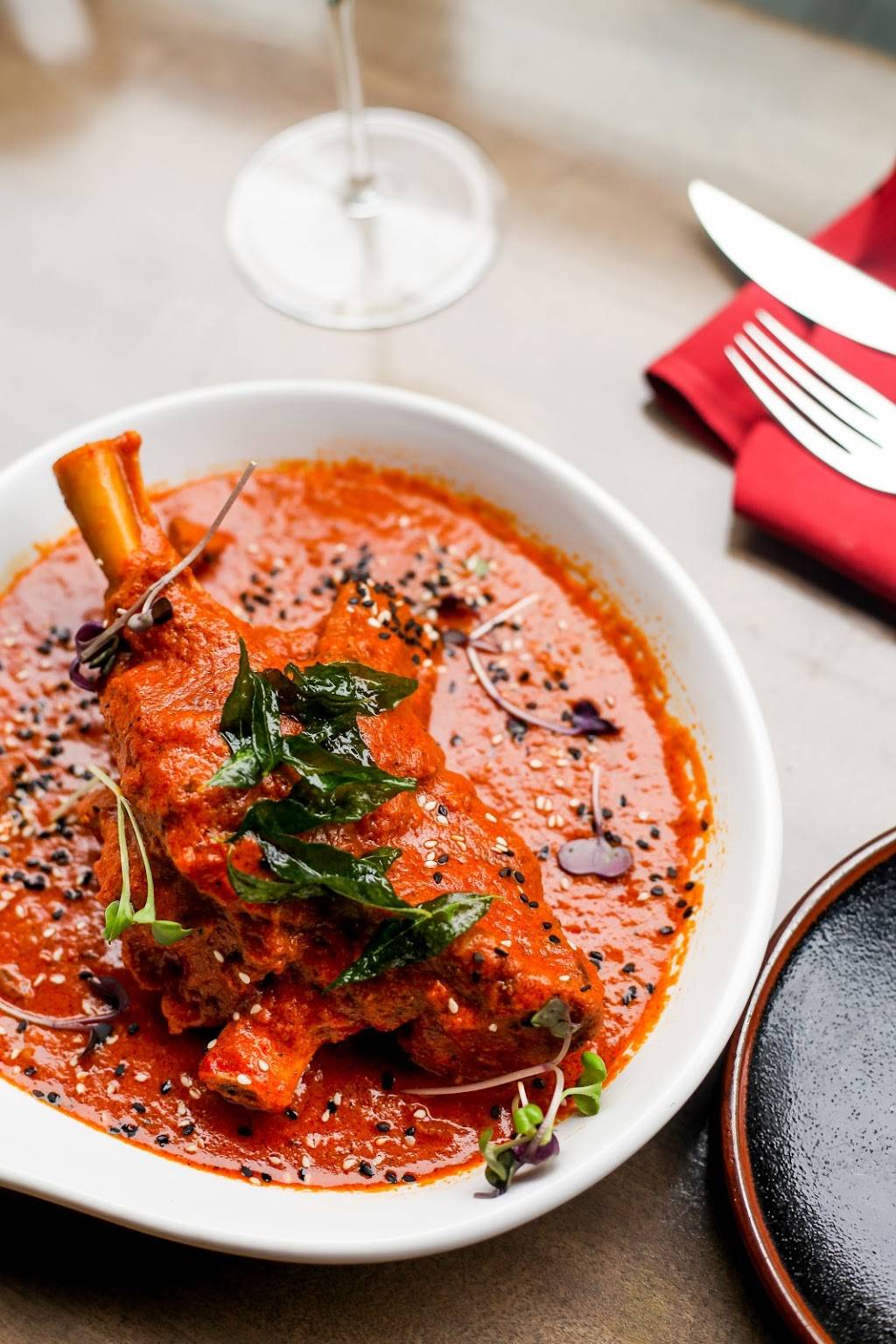 Veda - Modern Indian Bistro | restaurant | 1920 Chestnut St, Philadelphia, PA 19103, USA | 2675192001 OR +1 267-519-2001