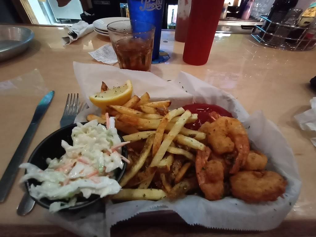 Dirty Dons Oyster Bar & Grill - NMB | restaurant | 661 Main St, North Myrtle Beach, SC 29582, USA | 8436630219 OR +1 843-663-0219