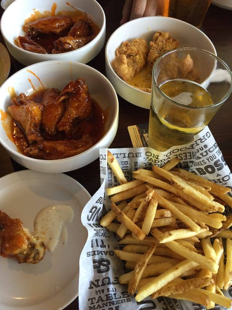 Buffalo Wings & Rings | restaurant | 3020 Floyd Ave #601, Modesto, CA 95355, USA | 2095519464 OR +1 209-551-9464