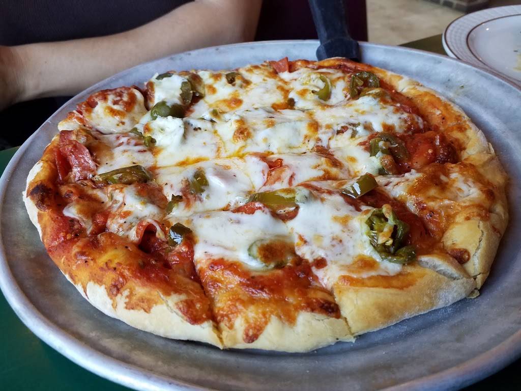 Angelos Family Pizza & Pasta | restaurant | 166 Walnut St, Waynesville, NC 28786, USA | 8284521886 OR +1 828-452-1886