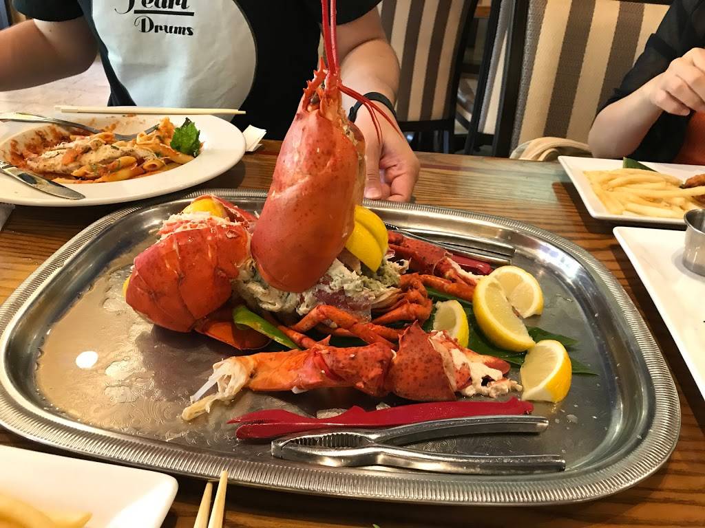 Atlantis Seafood & Steak | restaurant | 2284 Kalakaua Ave #201, Honolulu, HI 96815, USA | 8089226868 OR +1 808-922-6868