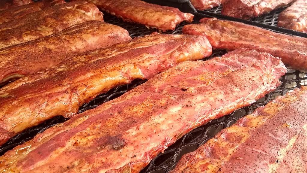 The Smoke Doctor | restaurant | 5589 M-36, Pinckney, MI 48169, USA | 8106267171 OR +1 810-626-7171