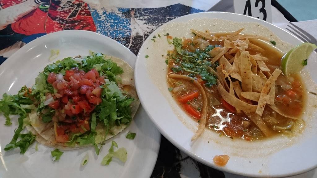 Wahoos Fish Taco | restaurant | 26741 Aliso Creek Rd B, Aliso Viejo, CA 92656, USA | 9493899399 OR +1 949-389-9399