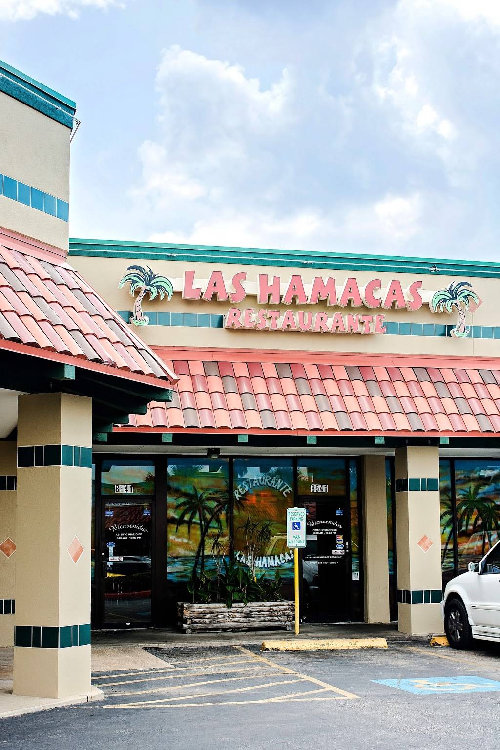 Las Hamacas Restaurant | restaurant | 12726 North Fwy, Houston, TX 77060, USA | 2818769129 OR +1 281-876-9129