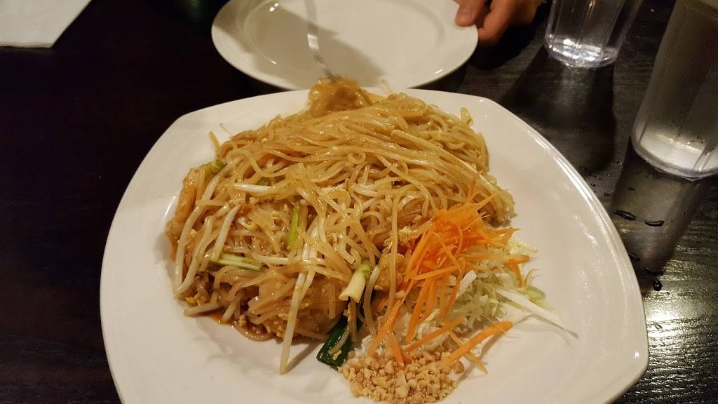 Sonora Thai Cuisine | restaurant | 51 S Washington St, Sonora, CA 95370, USA | 2095322355 OR +1 209-532-2355