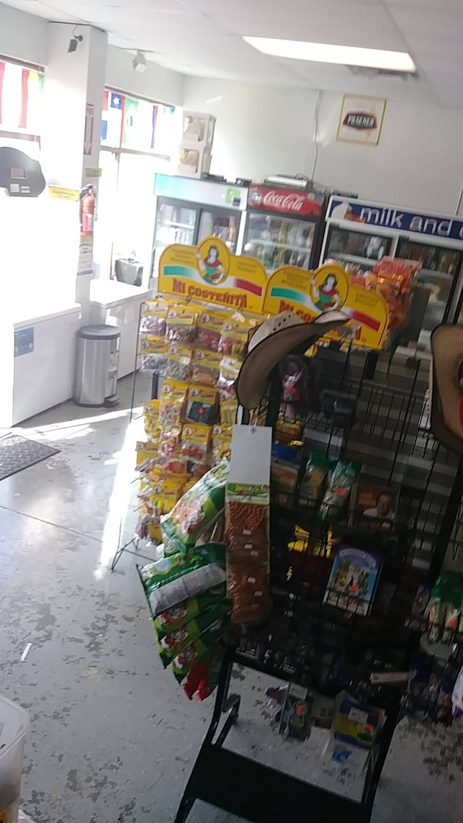 Variedades Lantinas | restaurant | 2743 W Alex Bell Rd, Dayton, OH 45459, USA | 9372995320 OR +1 937-299-5320