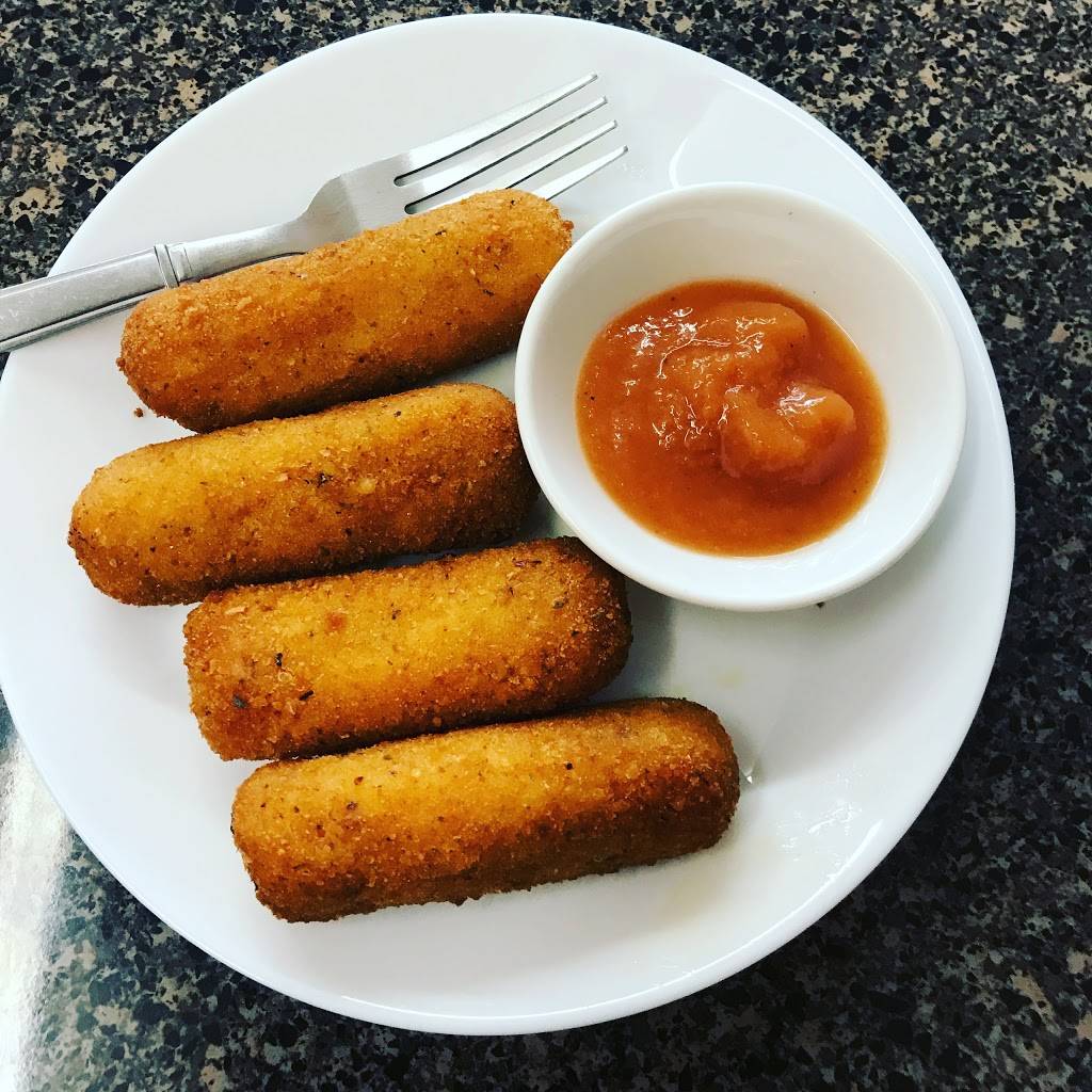 Dina Bella Cuban Cuisine | restaurant | 632 E Vine St, Kissimmee, FL 34744, USA | 3212178250 OR +1 321-217-8250