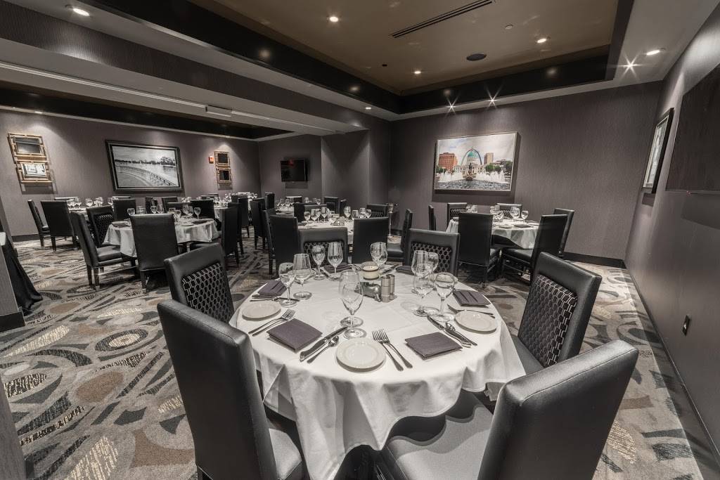 Mortons The Steakhouse | restaurant | 999 N 2nd St, St. Louis, MO 63102, USA | 3147254008 OR +1 314-725-4008
