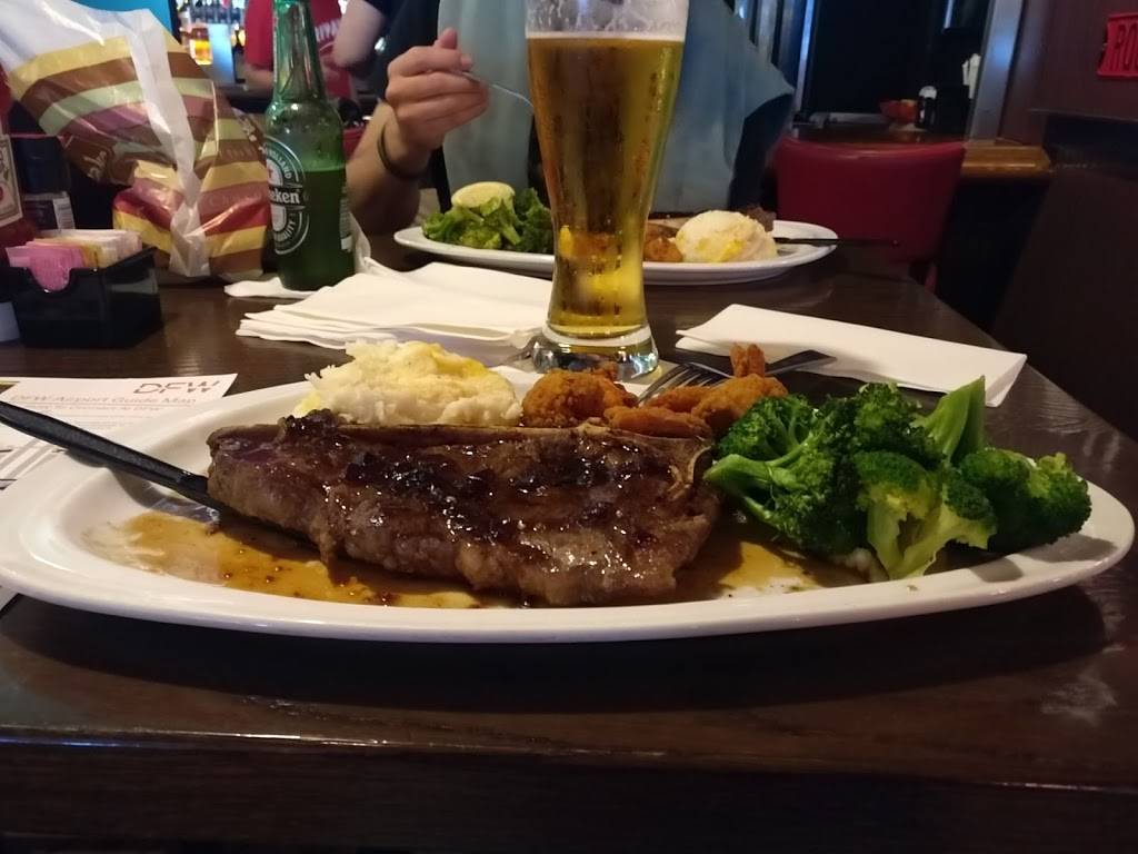 TGI Fridays | restaurant | Dallas-Fort Worth, Intl Airport, Terminal C, Gate 30, Dallas, TX 75261, USA | 9725740420 OR +1 972-574-0420