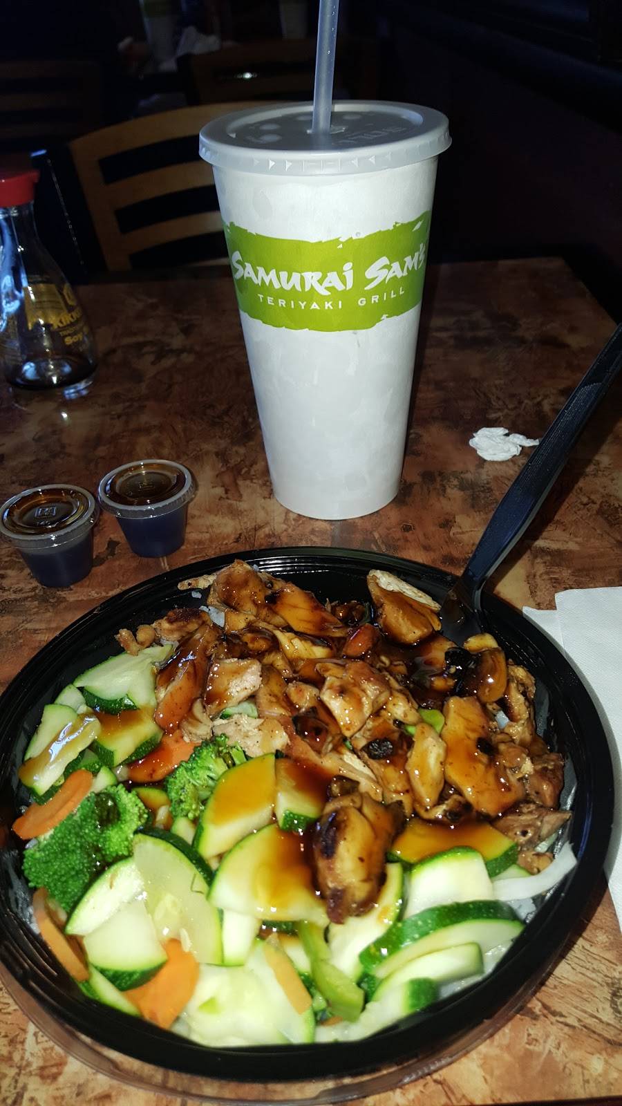 Samurai Sams | restaurant | 5340 W Buckeye Rd, Phoenix, AZ 85043, USA | 6023521111 OR +1 602-352-1111