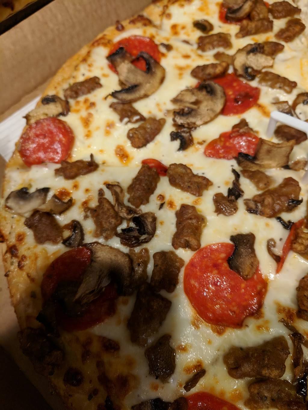 Pizza Hut | restaurant | 20383 Beach Blvd, Huntington Beach, CA 92648, USA | 7149607779 OR +1 714-960-7779