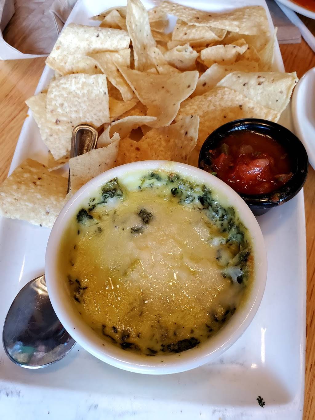 Applebees Grill + Bar | restaurant | 4626 196th St SW, Lynnwood, WA 98036, USA | 4256722626 OR +1 425-672-2626