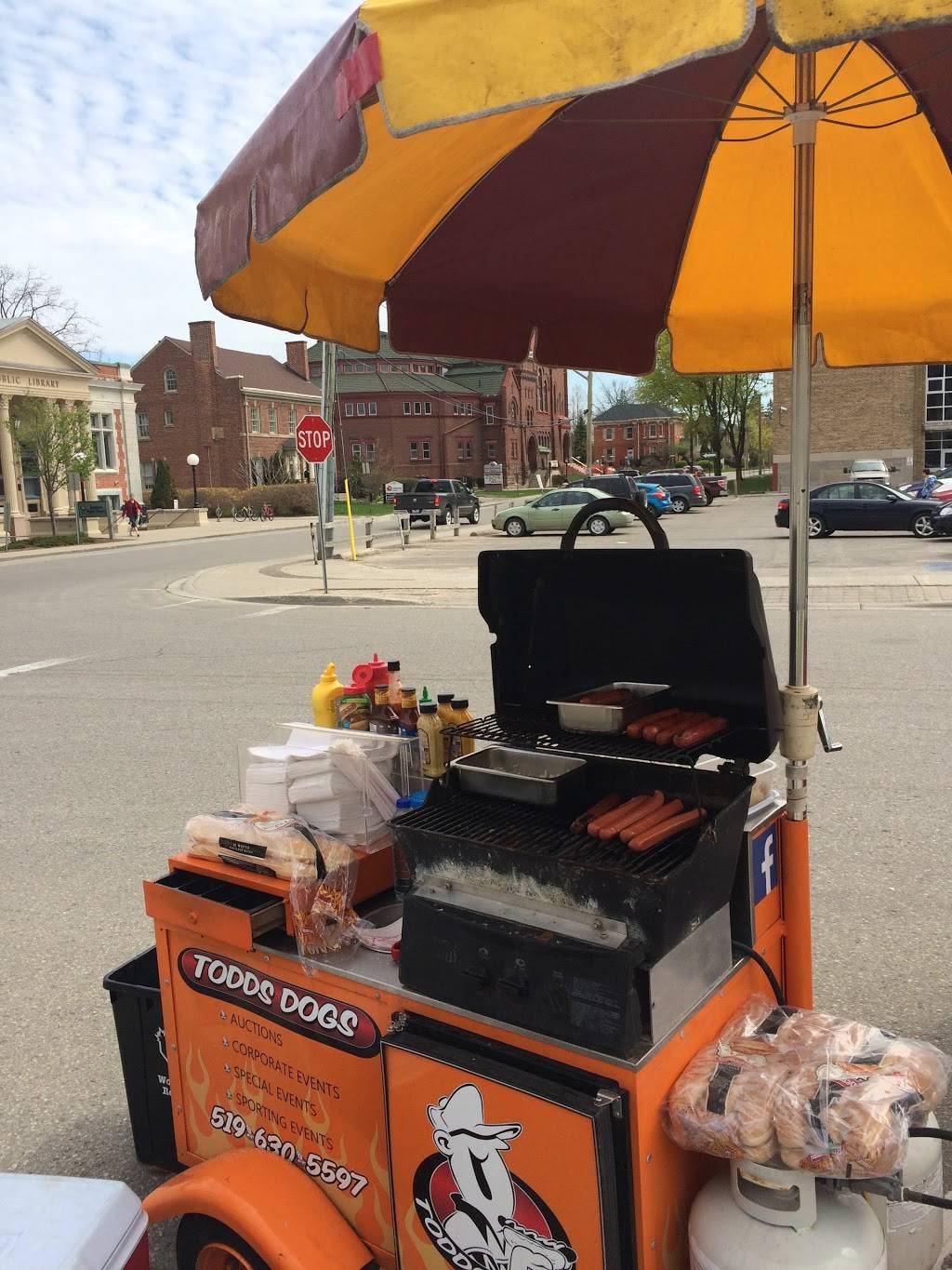 Toddsdogs.Ca | meal takeaway | Mobile, Woodstock, ON N4S 6J5, Canada | 5196305597 OR +1 519-630-5597