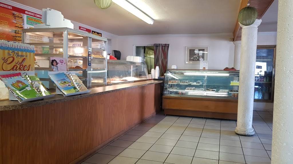 Paradise Bakery & Cafeteria | bakery | 4551 SE Maricamp Rd, Ocala, FL 34480, USA | 3526942688 OR +1 352-694-2688