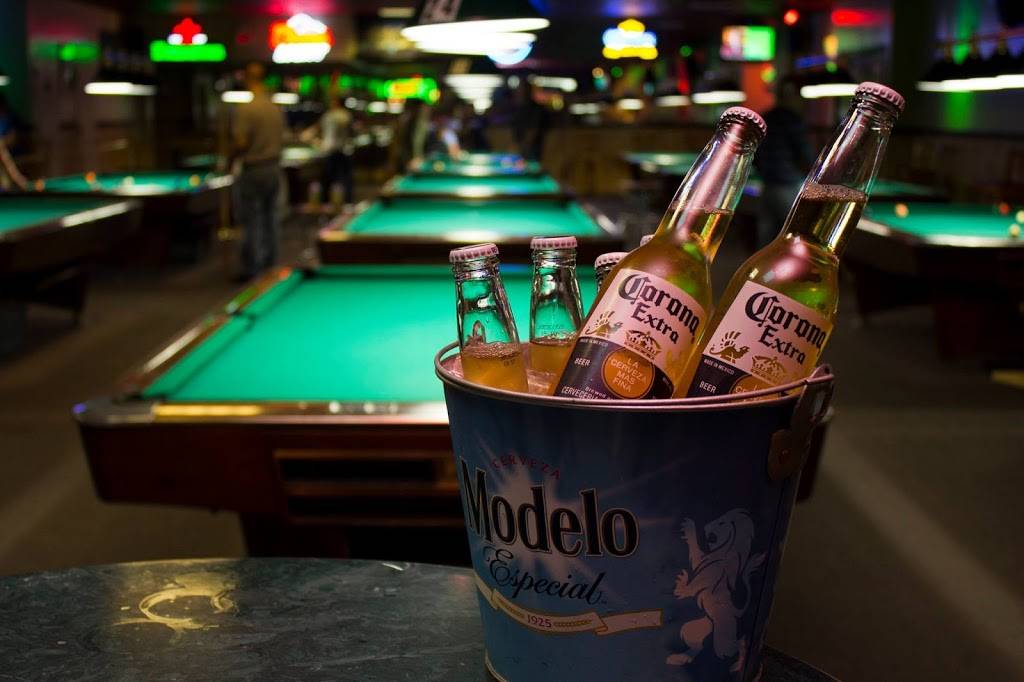 Side Pockets Lenexa | restaurant | 13320 W 87th St, Lenexa, KS 66215, USA | 9138887665 OR +1 913-888-7665