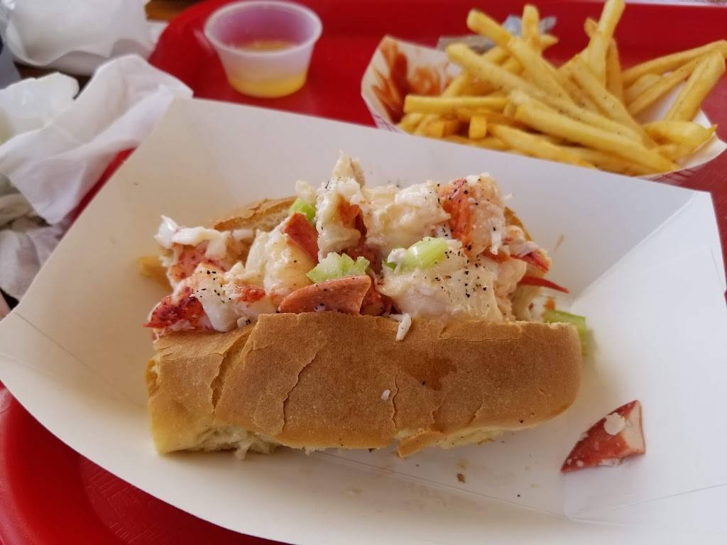 Newport Lobster Shack (Kitchen) | restaurant | 150 Long Wharf, (Trailer), Newport, RI 02840, USA | 4018471700 OR +1 401-847-1700