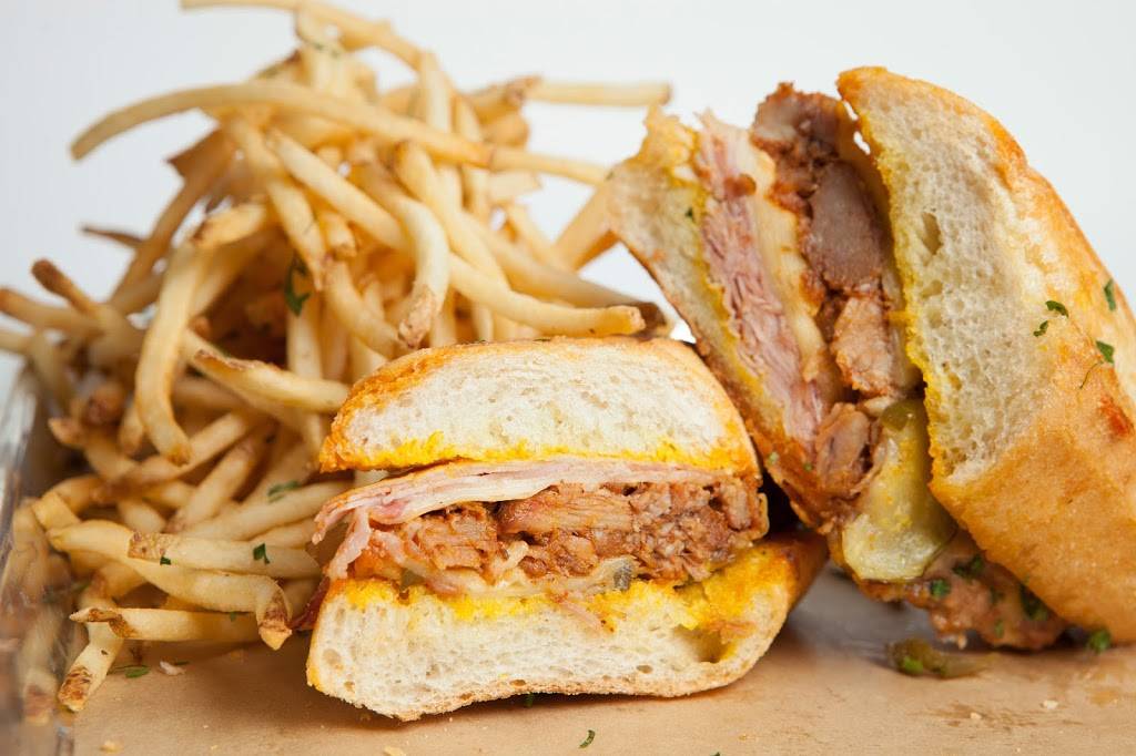 Sycamore Tavern | restaurant | 7038 Sunset Blvd, Los Angeles, CA 90028, USA | 3234677038 OR +1 323-467-7038