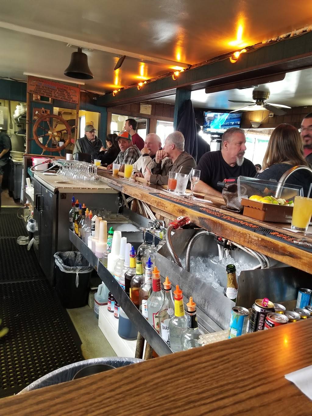 Virgin Sturgeon | restaurant | 1577 Garden Hwy, Sacramento, CA 95833, USA | 9169212694 OR +1 916-921-2694