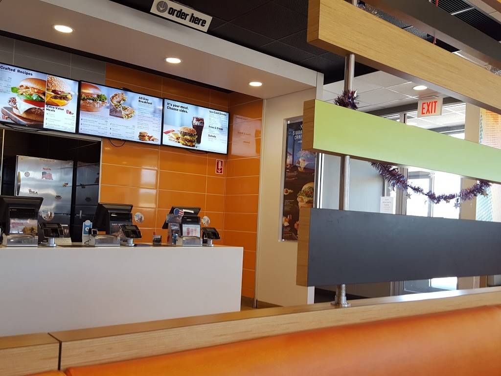 McDonalds | cafe | 4346 Kent Rd, Stow, OH 44224, USA | 3306882742 OR +1 330-688-2742