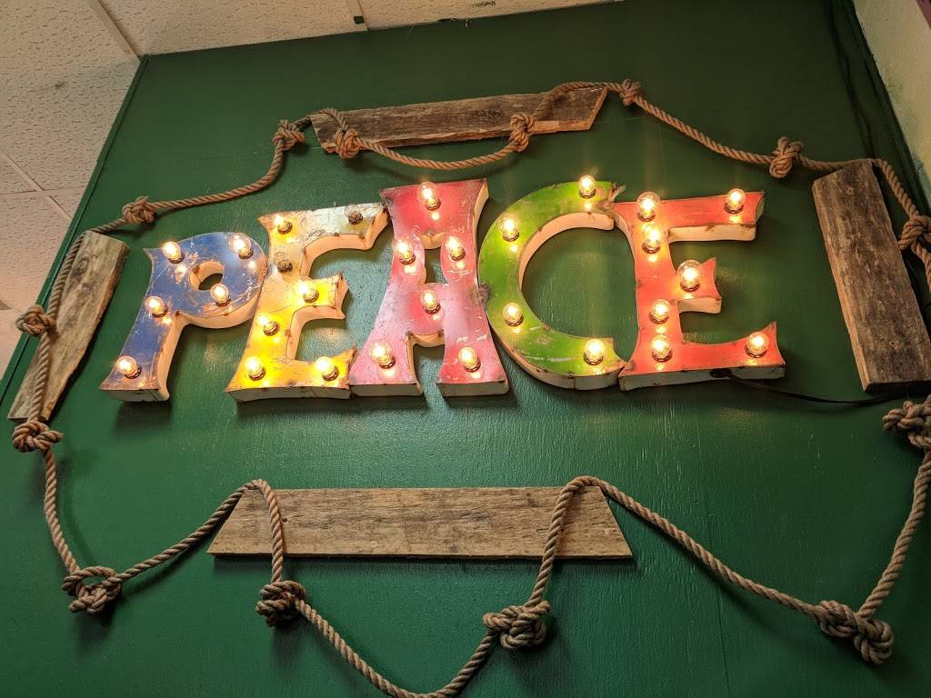 Elevations Pizza & Eats | restaurant | 228 NE Main St, Franklin, NC 28734, USA | 8283691359 OR +1 828-369-1359