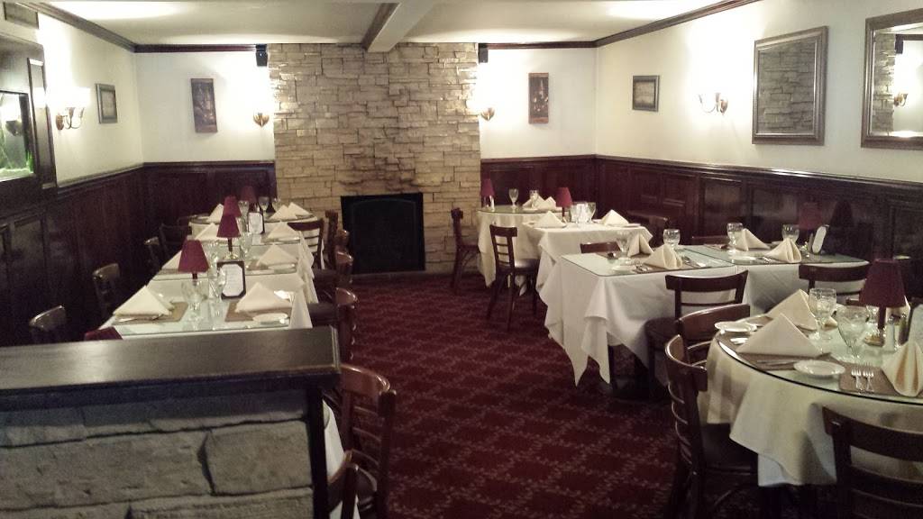 Casa Rina of Thornwood | restaurant | 886 Commerce St, Thornwood, NY 10594, USA | 9147694515 OR +1 914-769-4515