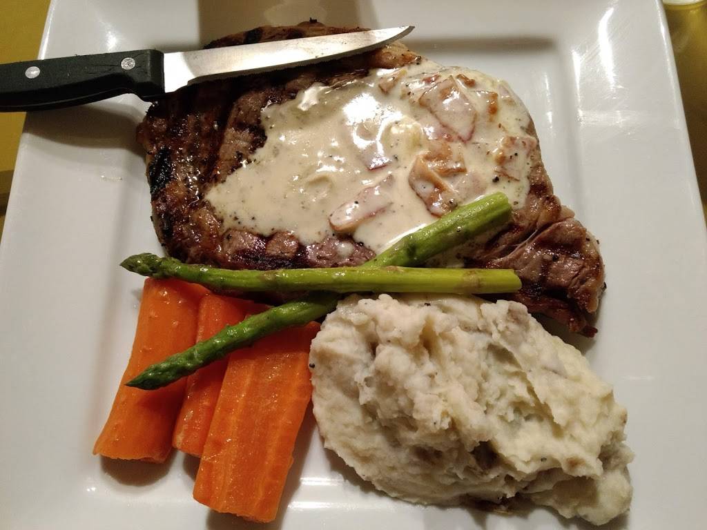 Brick House Grill | restaurant | 308 S Main St, Anna, IL 62906, USA | 6188335367 OR +1 618-833-5367