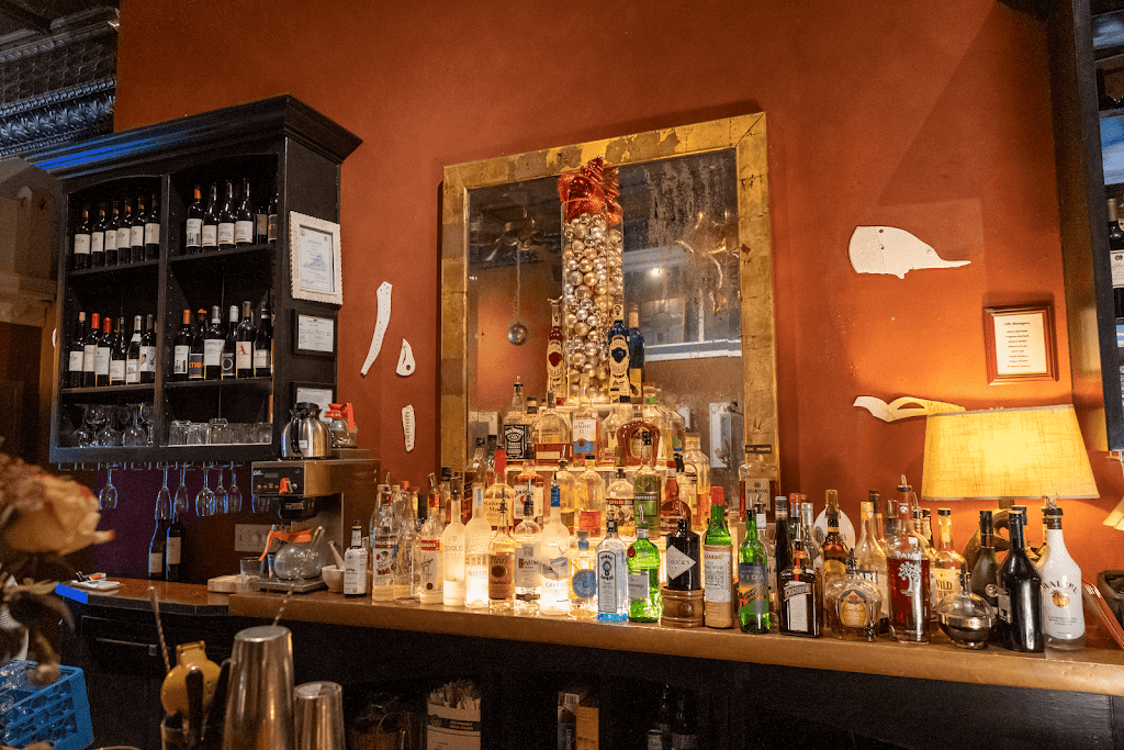 Rowland | restaurant | 2132 W Main St, Richmond, VA 23220, USA | 8042579885 OR +1 804-257-9885