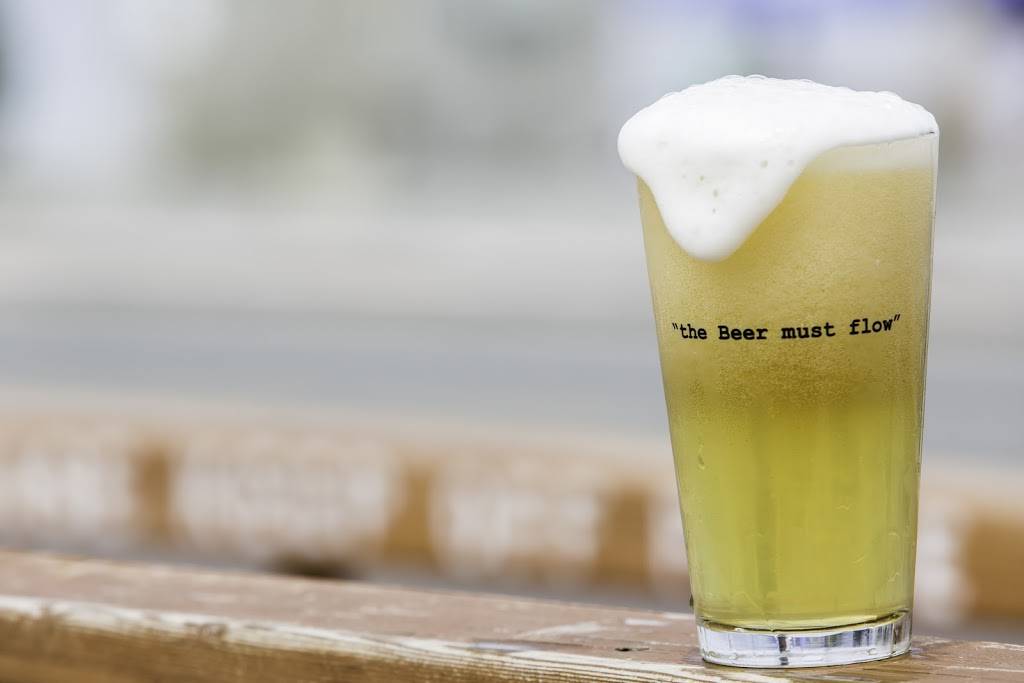 West Seattle Brewing Co. (TapShack) | restaurant | 2536 Alki Ave SW, Seattle, WA 98116, USA | 2064204523 OR +1 206-420-4523