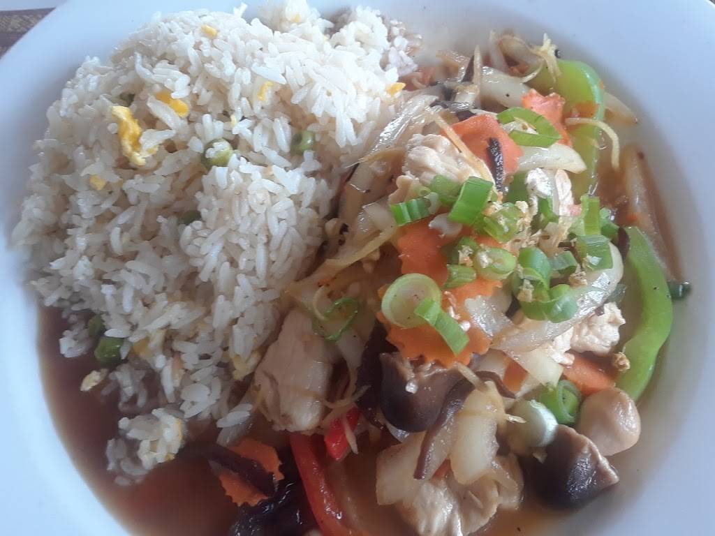 Little Siam Thai Cuisine | restaurant | 15046 Oxnard St, Van Nuys, CA 91411, USA | 8187855464 OR +1 818-785-5464