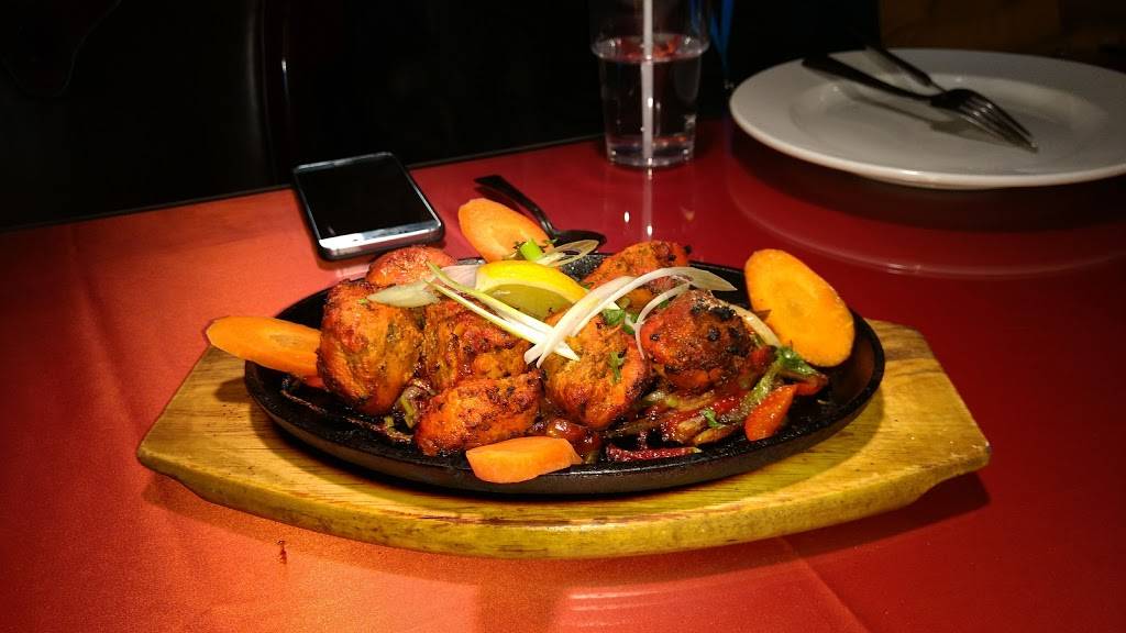 Coriander Green | restaurant | 342 Church St, Oakville, ON L6J 1P1, Canada | 9053382540 OR +1 905-338-2540