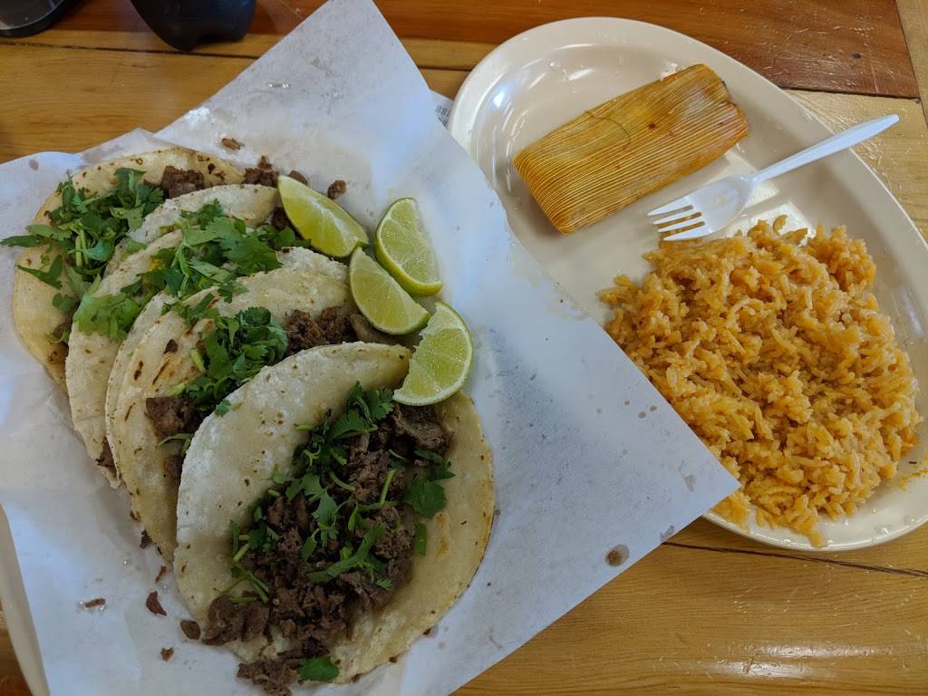 Carniceria y Tortilleria San Antonio | restaurant | 830 Kansas Ave, Kansas City, KS 66105, USA | 9132816433 OR +1 913-281-6433