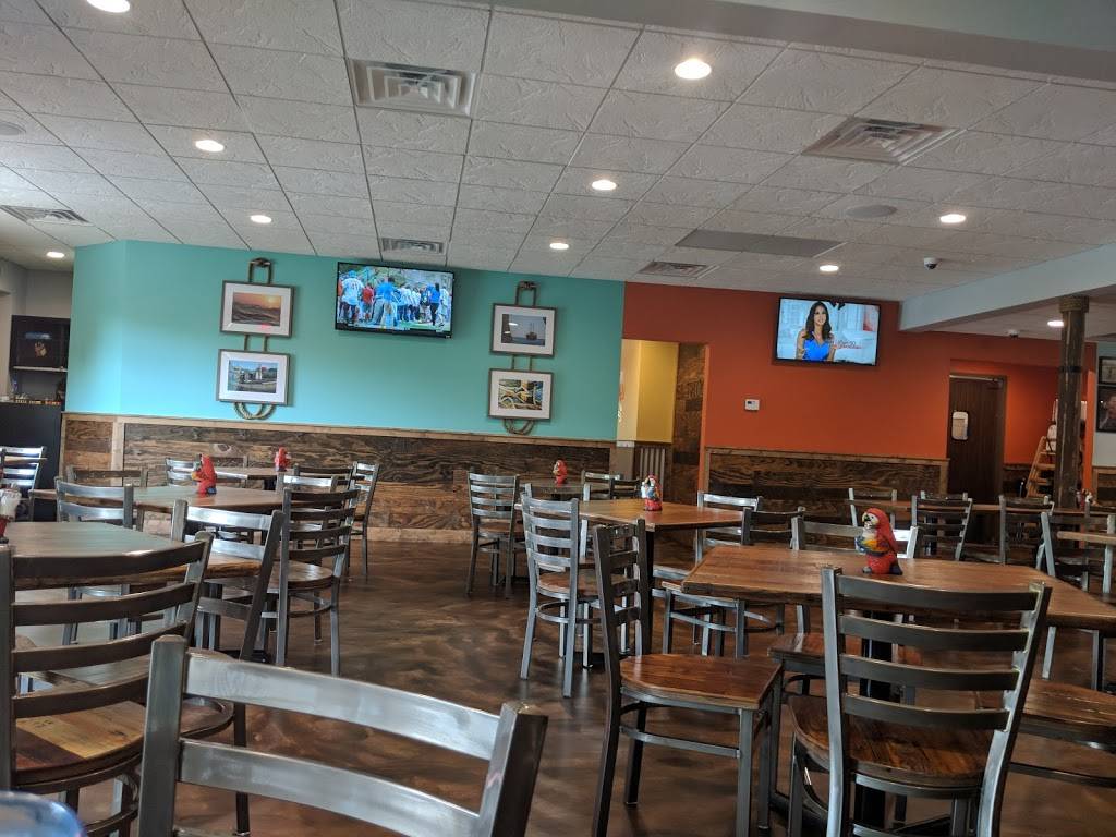 Shipwreck Bar & Grill | restaurant | 840 S Broad St, Griffith, IN 46319, USA | 2195138342 OR +1 219-513-8342