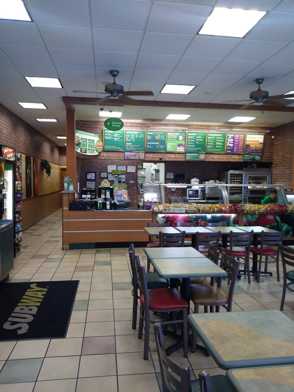 Subway | restaurant | 1525 G, Cinema Dr, Statesville, NC 28625, USA | 7048837772 OR +1 704-883-7772