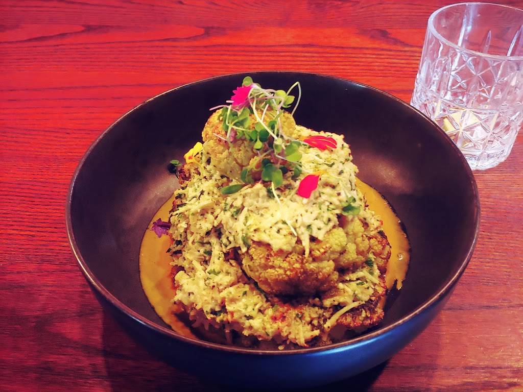 Bistro Le Sacré | restaurant | 1600 Chemin dOka porte 7, Oka, QC J0N 1E0, Canada | 4504219339 OR +1 450-421-9339