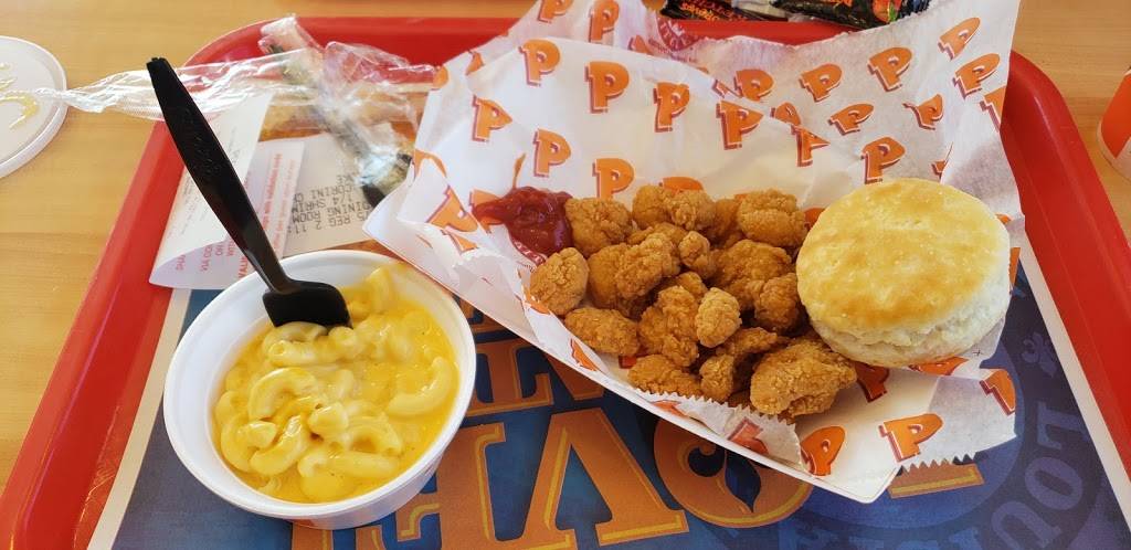 Popeyes Louisiana Kitchen | restaurant | 100 Debaun Loop, Chesapeake, VA 23320, USA | 7573511943 OR +1 757-351-1943