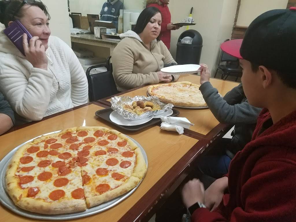 Sal & Pauls Pizzeria | restaurant | 1686 Pitkin Ave, Brooklyn, NY 11212, USA | 7189220550 OR +1 718-922-0550