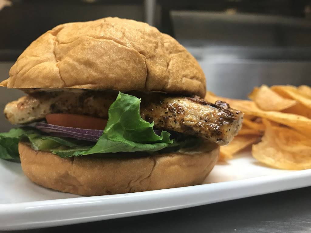 The Breakroom Bar & Grill | restaurant | 13575 58th St N, Clearwater, FL 33760, USA | 7275384273 OR +1 727-538-4273